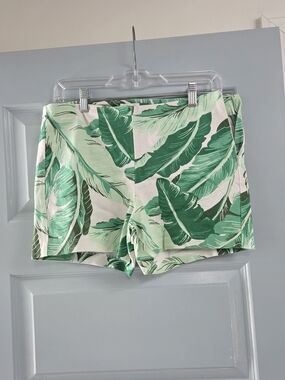 Old Navy Green Tropical Leaf High-Waist Shorts
